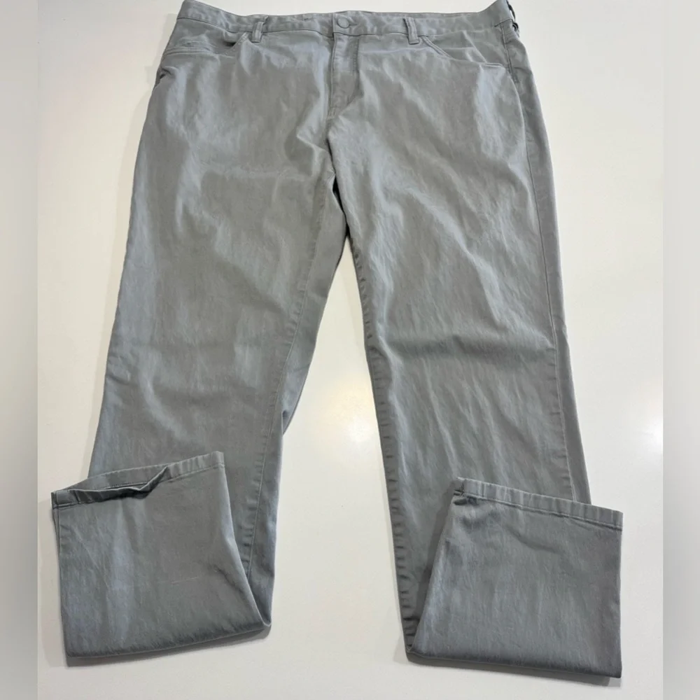 Rhone Mens Everyday Five Pocket Pants Gray Size 40X32 Golf Classic Straight Leg